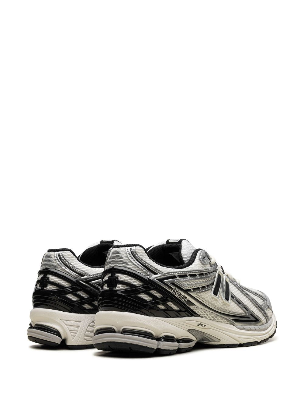 New Balance Sneakers - Light and natural | e931bc122c3ad00258bd4dcc57aa661ed9f0045c