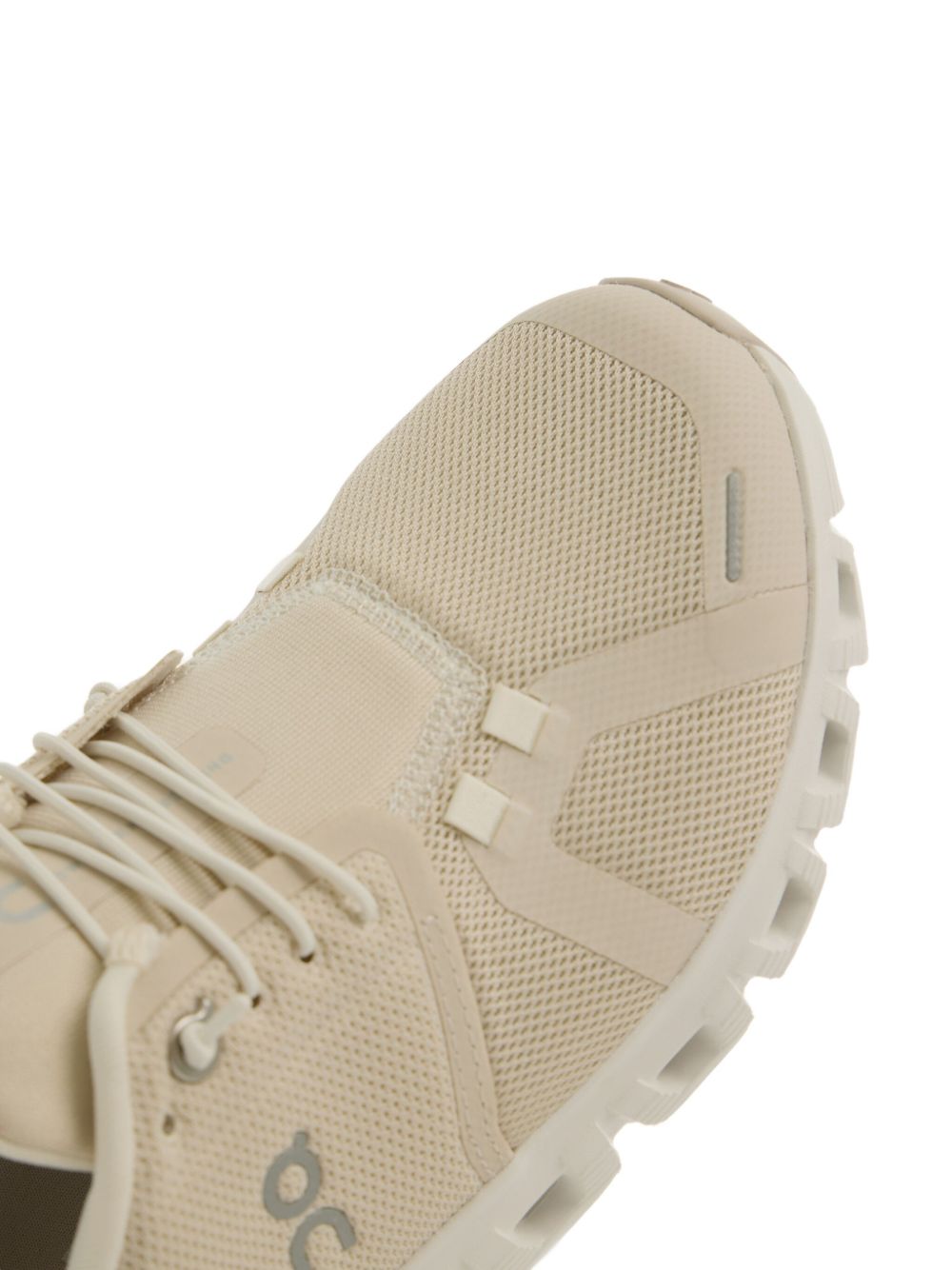 On Sneakers - Light and natural | 8586b4d2a510dac493dac84337cb3d9a6efe0128