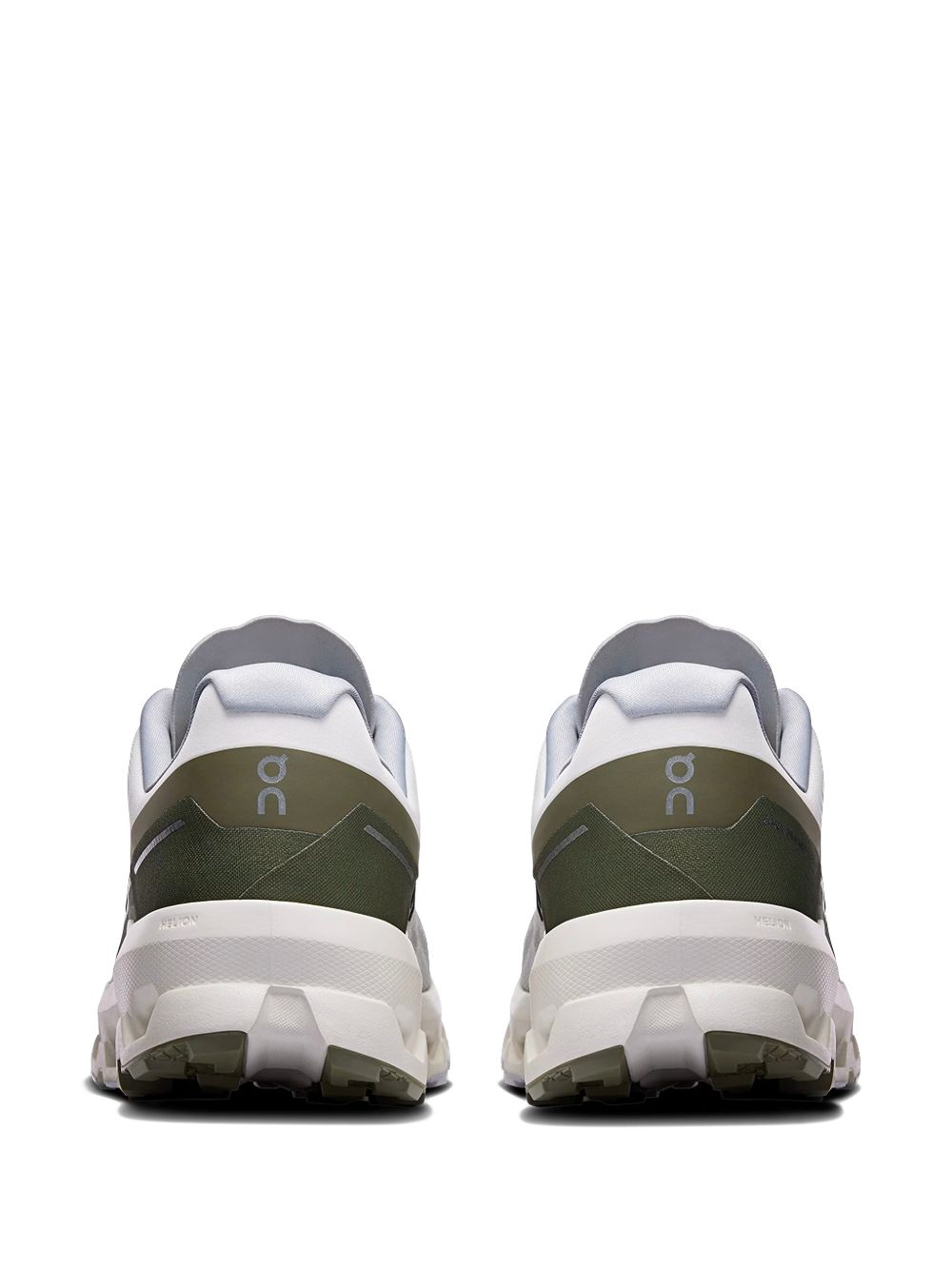 On Sneakers - Light and natural | 556691ebbd4c03df8edd734a3c025e2e1b36615e