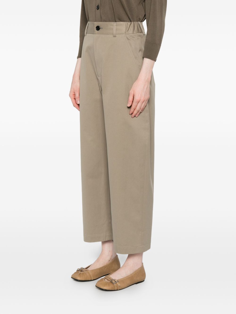 Nicholson & Nicholson Trousers - BROWN | 245d033bc22905a090769eb17b38a397b4c004ed