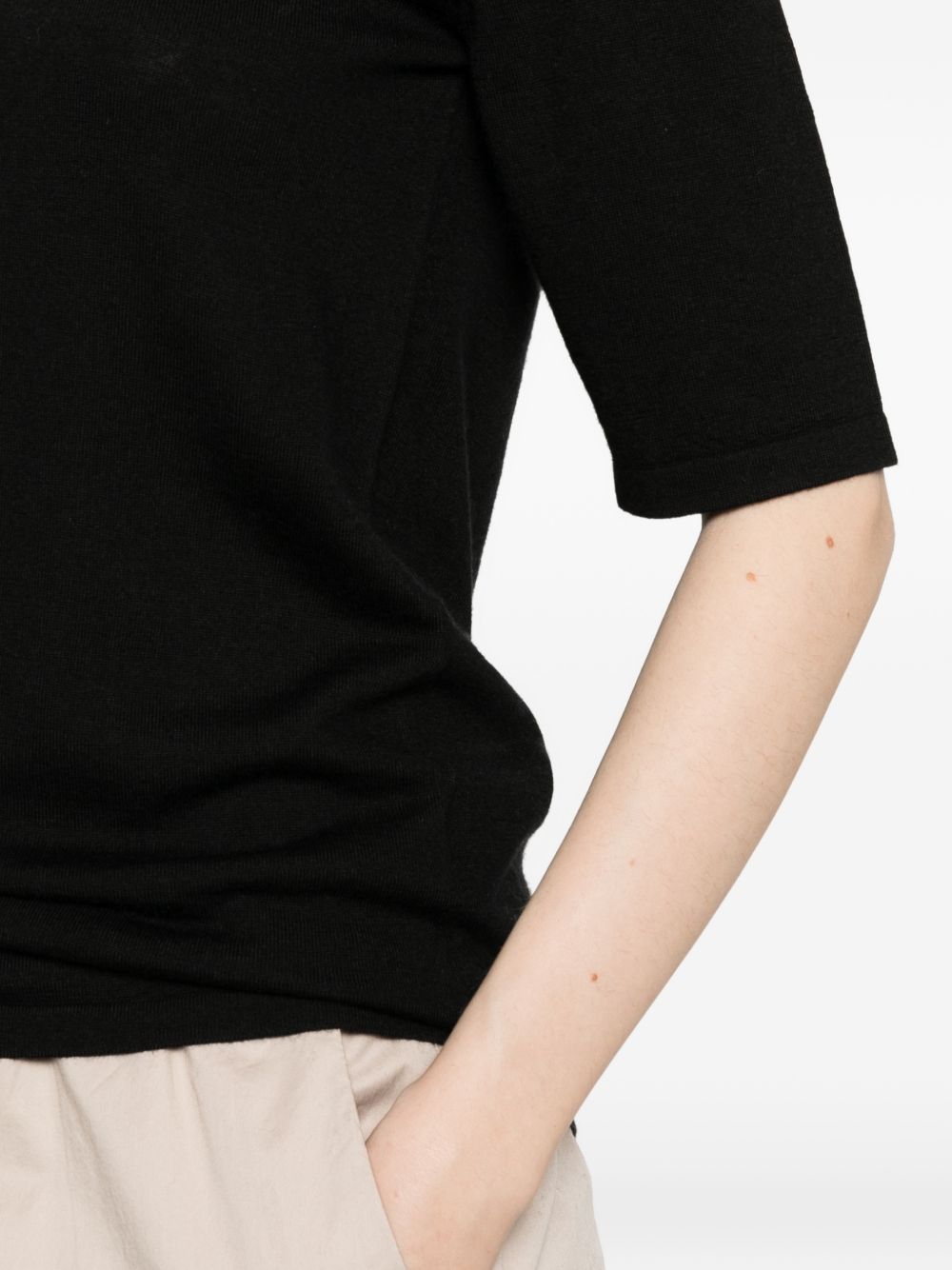 Soft Goat Sweaters - BLACK | e096fdfea3797e5fabddb444e5be8649f6a095f4