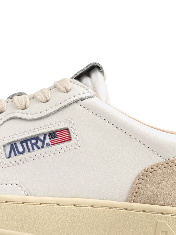 Autry Sneakers - Brown | 7160a02da042651559da45909ae961632ea67548