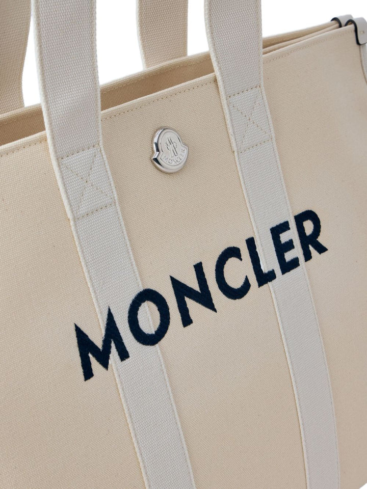 Moncler Bags - Chiari e Naturali | 2cc47b73dc735fdf56adbbdd2b2e778c52431305