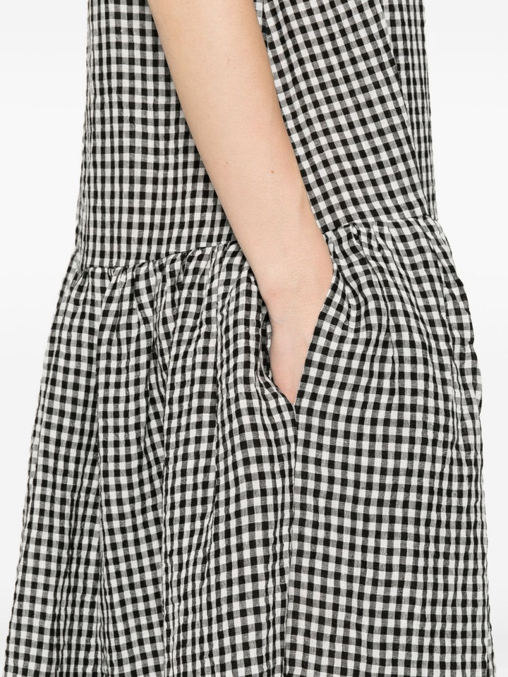 Apuntob Dresses - BLACK | ef323e52a1d3539faa9ff9db2aac655389e9c12e