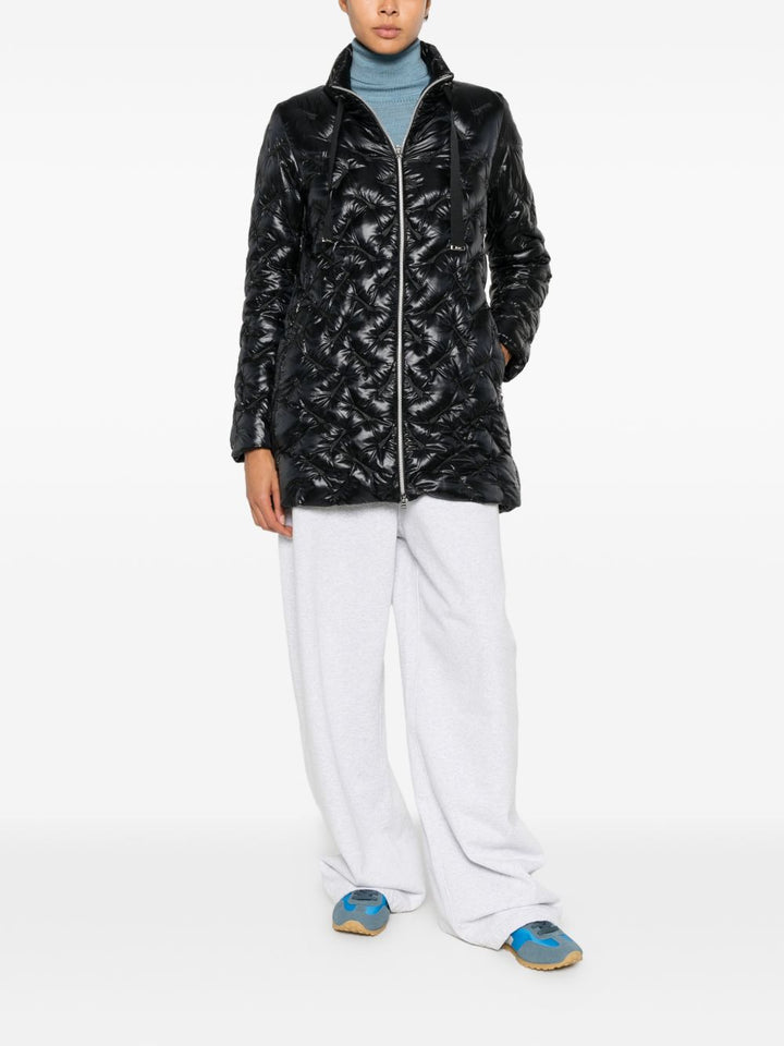 Herno Coats - BLACK | a3e55413e6ba352357b7f9ea175aade1338629a2