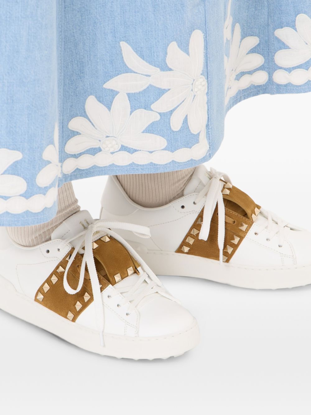 Valentino Garavani Sneakers - BEIGE | ce156e020c8ee95787804ced32093694654575c3
