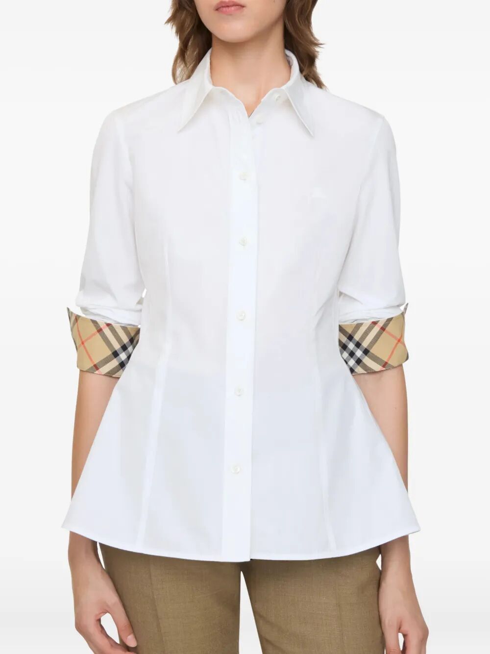 Burberry London England Plain - White | 36fafd9f26d40646f96cf338cca65094c1682f03