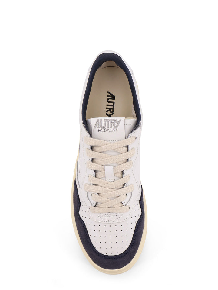 Autry Sneakers - Light and natural | d73c65f35e79ea5553e90a6334f8f6ce3652b65a