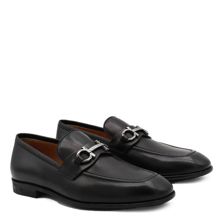 Ferragamo Flat shoes - Blacks and greys | c3684b300d1d31662c90481b7c8e9fbd04a10dc5
