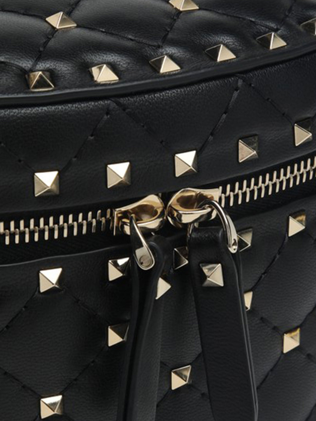Valentino Garavani Bags - Blacks and greys | 9997f955387d13b9da54244bf2944aa634109791