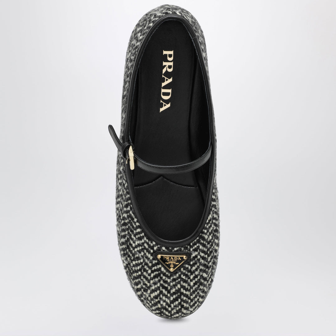 Prada Shoes - White | 64ab54a46d28568336d7448e2c3092b984b43eb1