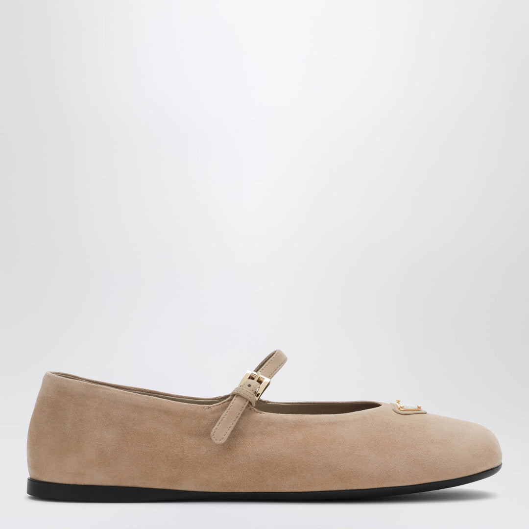 Prada Apparel & Accessories - Beige | cde06d7c90fccf7cdeab122db7eb6cd6b49e061d