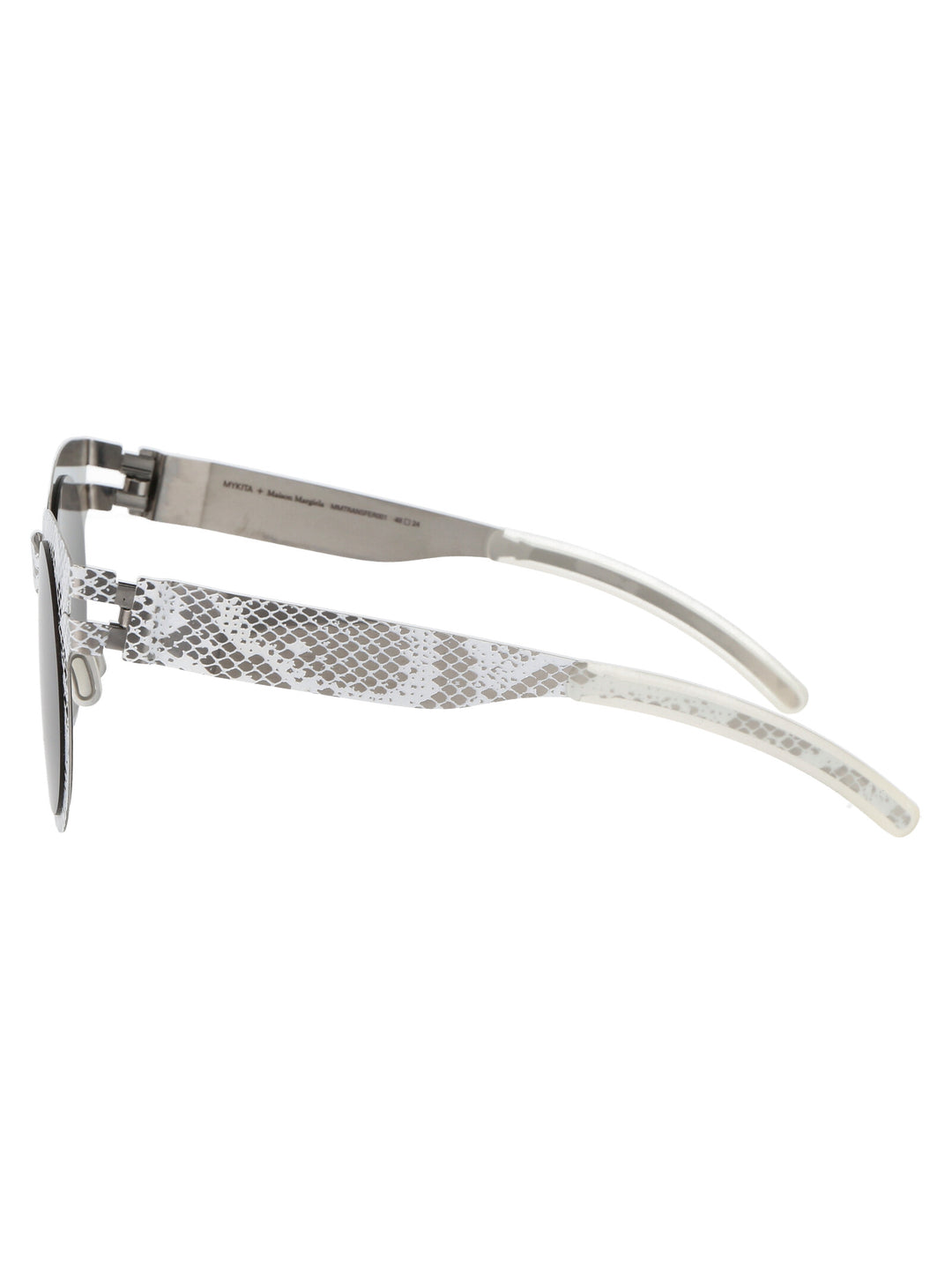 Mykita SUNGLASSES - White | 86c41e3106391887af42b716c057166cd716646b