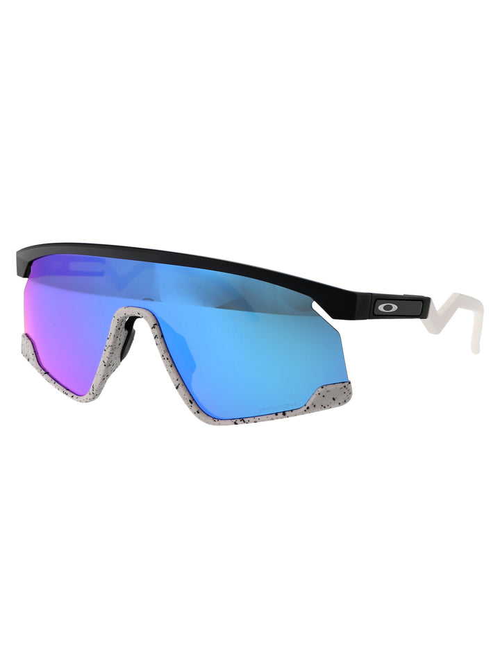 Oakley SUNGLASSES - Black | 573c9d0d7668101cd382e158d92a599475d6350a