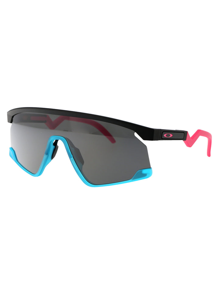 Oakley SUNGLASSES - Black | a73d4fa73d8052074d96beb3c0a0c175fc763918