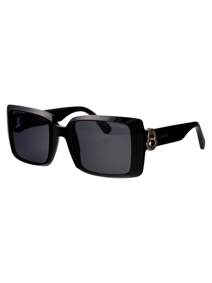 Moncler SUNGLASSES - Black | 4c482d63abafad896537eb9ef639dd2cff4b983a