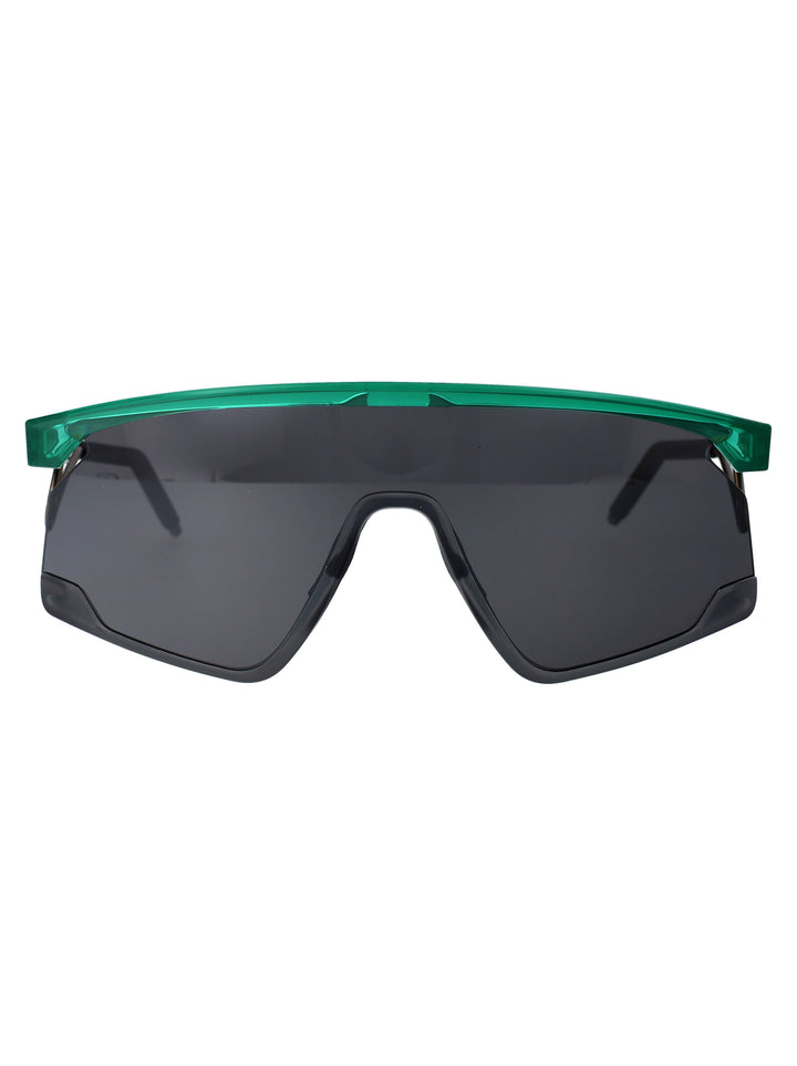 Oakley SUNGLASSES - Green | b612a47b19cbe1b0aef7dd82624131af37e61204