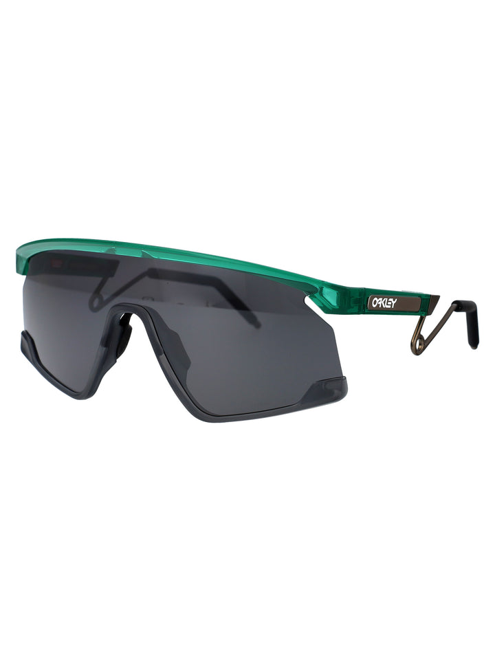 Oakley SUNGLASSES - Green | e2526a8751c882367b5142e738f430d432103dbe