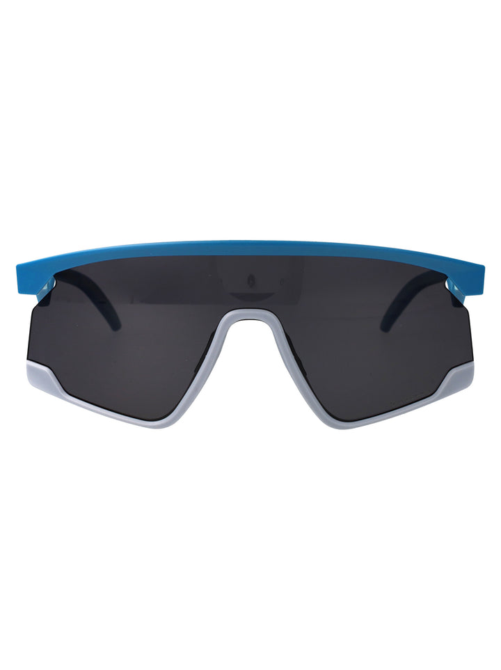 Oakley SUNGLASSES - Blue | de1d16829d96d99a0e7ff67a2fd3d02de6af414d