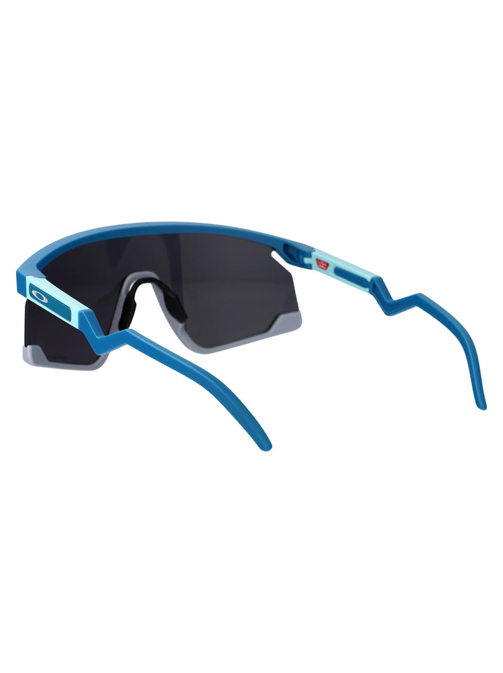 Oakley SUNGLASSES - Blue | 0ddf895de9cd5a4e313c013b15700466a4aa4a23