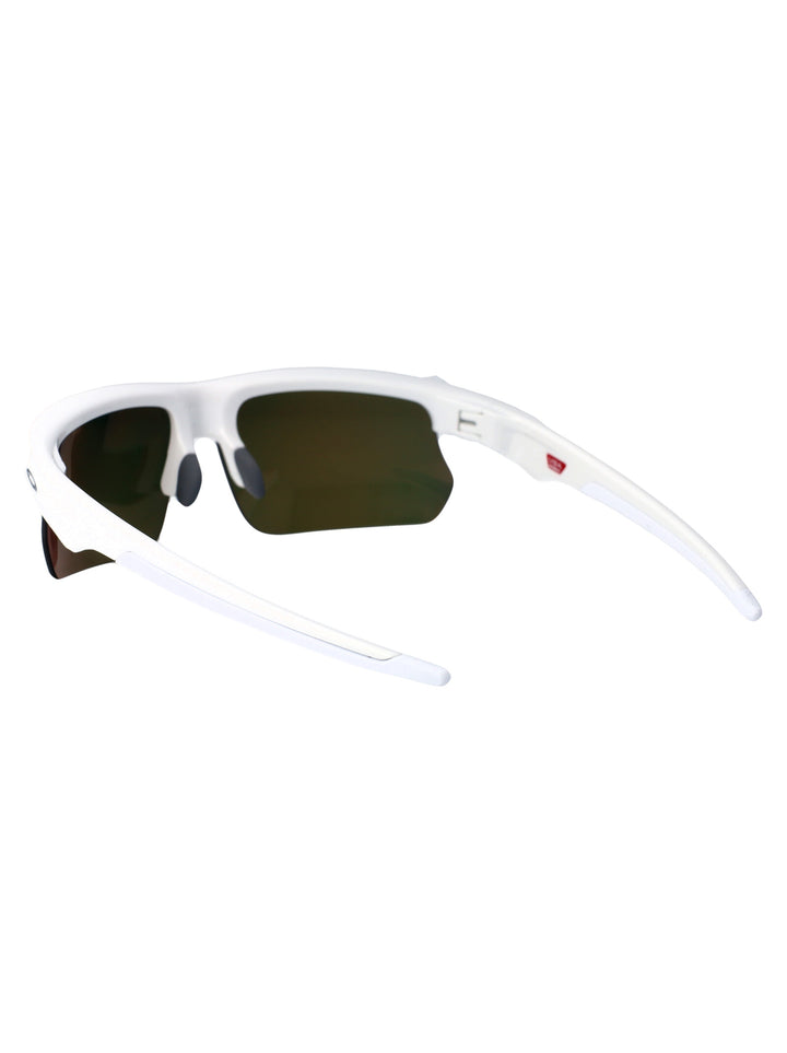 Oakley SUNGLASSES - White | 5638e20e88fa04261dc1f706c004f68a5ff8c1b6