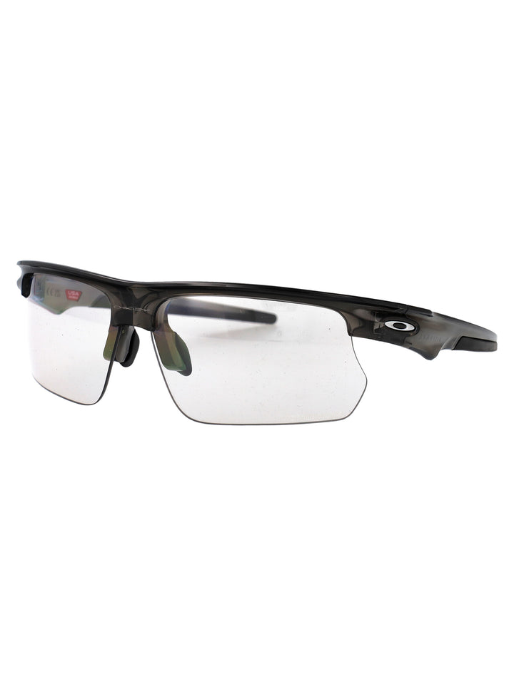 Oakley SUNGLASSES - Grey | 99feeb022acedae2de2af57790717bb702ec6507