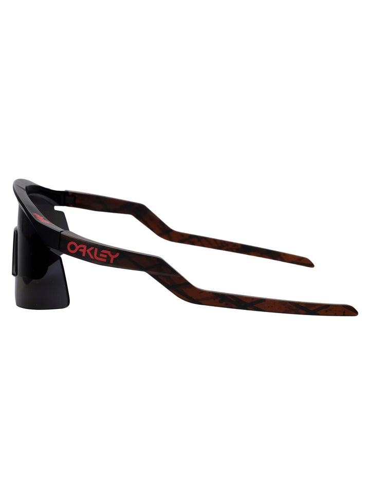 Oakley SUNGLASSES - Black | 1bce608ca299084349730ec0f3a9639403ac8e02