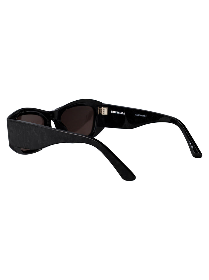 Balenciaga SUNGLASSES - Black | f093c8aea8a5c35ee60f7db17fe4570e5ecc7593