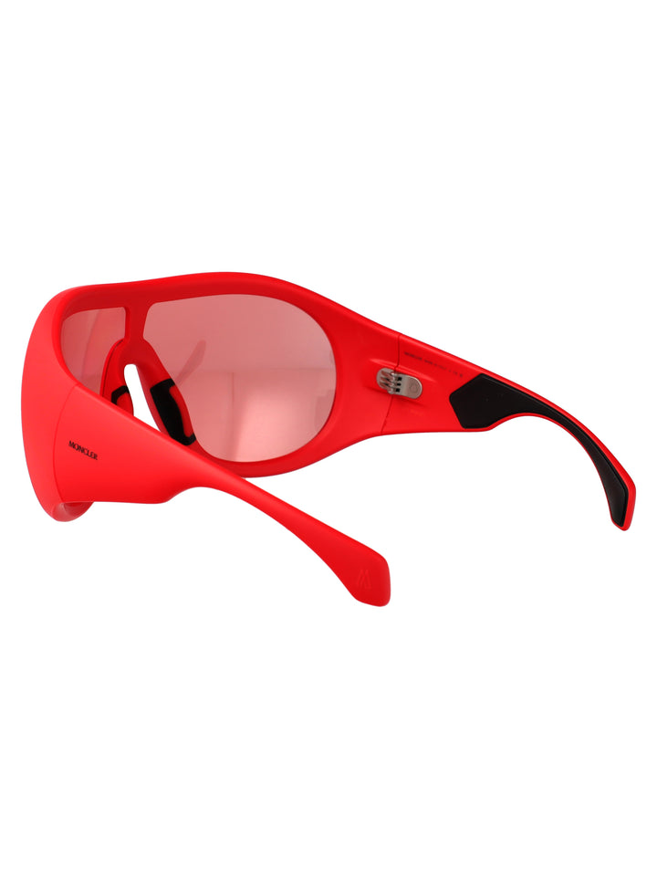 Moncler SUNGLASSES - Red | bd3f76e65e47d7c735aee97d4cd46a6e49d0b95c