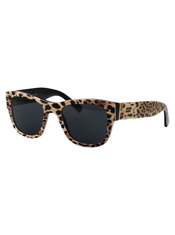 0DG4338 SQUARED Sunglasses