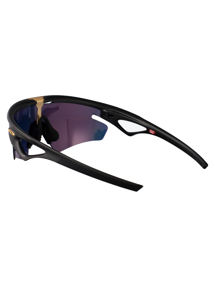 Oakley SUNGLASSES - Grey | e9d91023883e5538a14bc1f5b38a972daac832ea