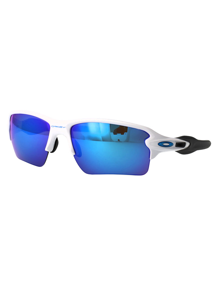 Oakley SUNGLASSES - White | a87aee14e0c6c0efea1d22e7d861a029506bd0e2