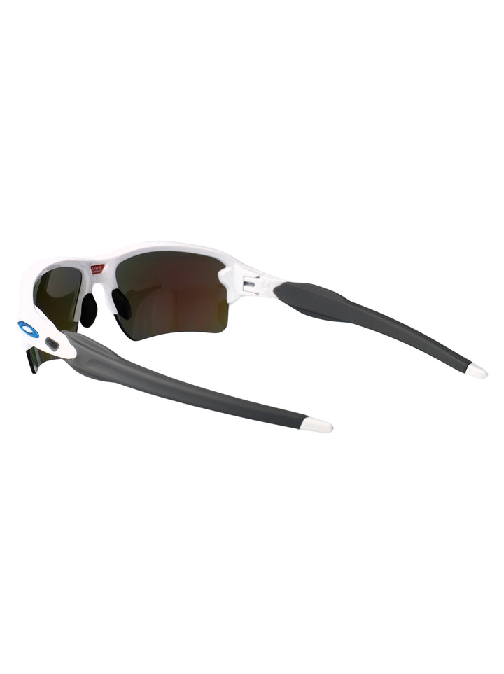 Oakley SUNGLASSES - White | 619c820ccc5a7bc1abcdaecafe4689304ef4e061