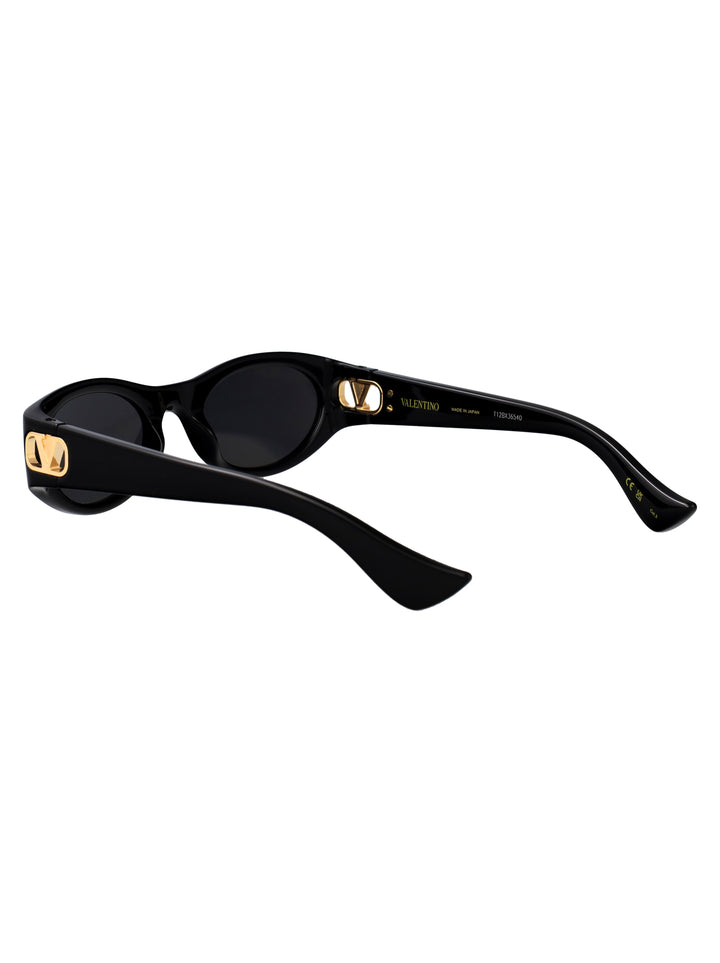 Valentino Garavani SUNGLASSES - Black | d801e933a625e9cef077b6d4b8c47828a4aeb3b6