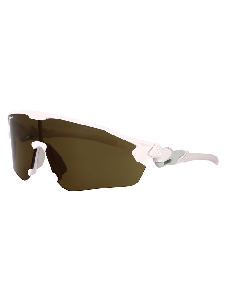 Nike SUNGLASSES - Brown | d2a5c7dc7d975e9bea7a99d6651f48d259a3c771
