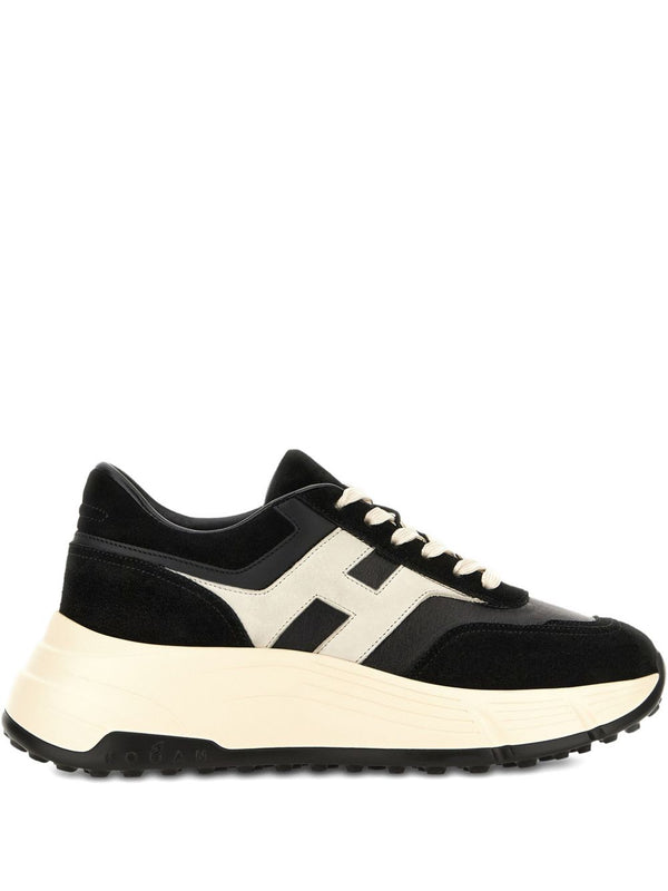 H669 Leather Sneakers