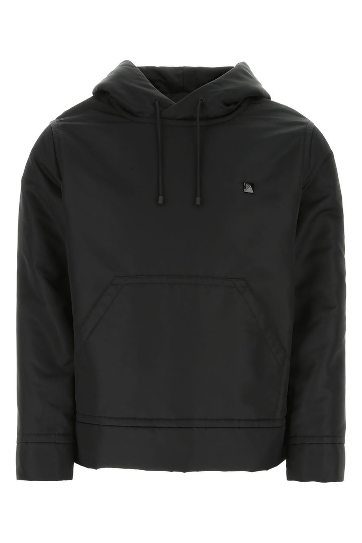 Black nylon sweatshirt