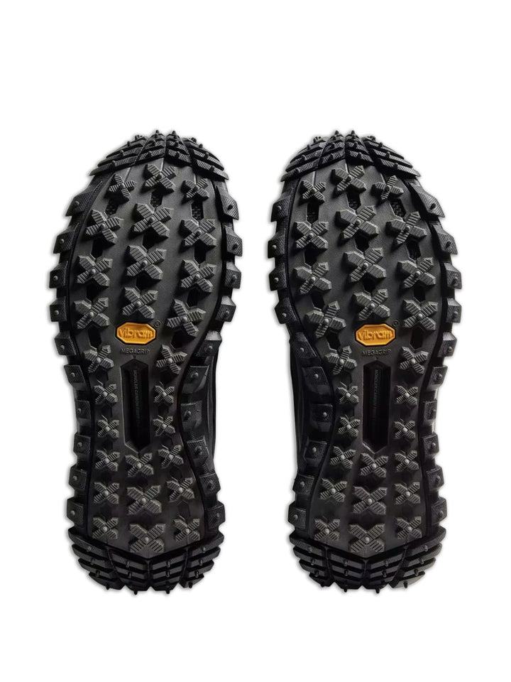 Moncler Sneakers - BLACK | 4ae6f7bfb1004b7c1a3dcf439f126d8d52df7819