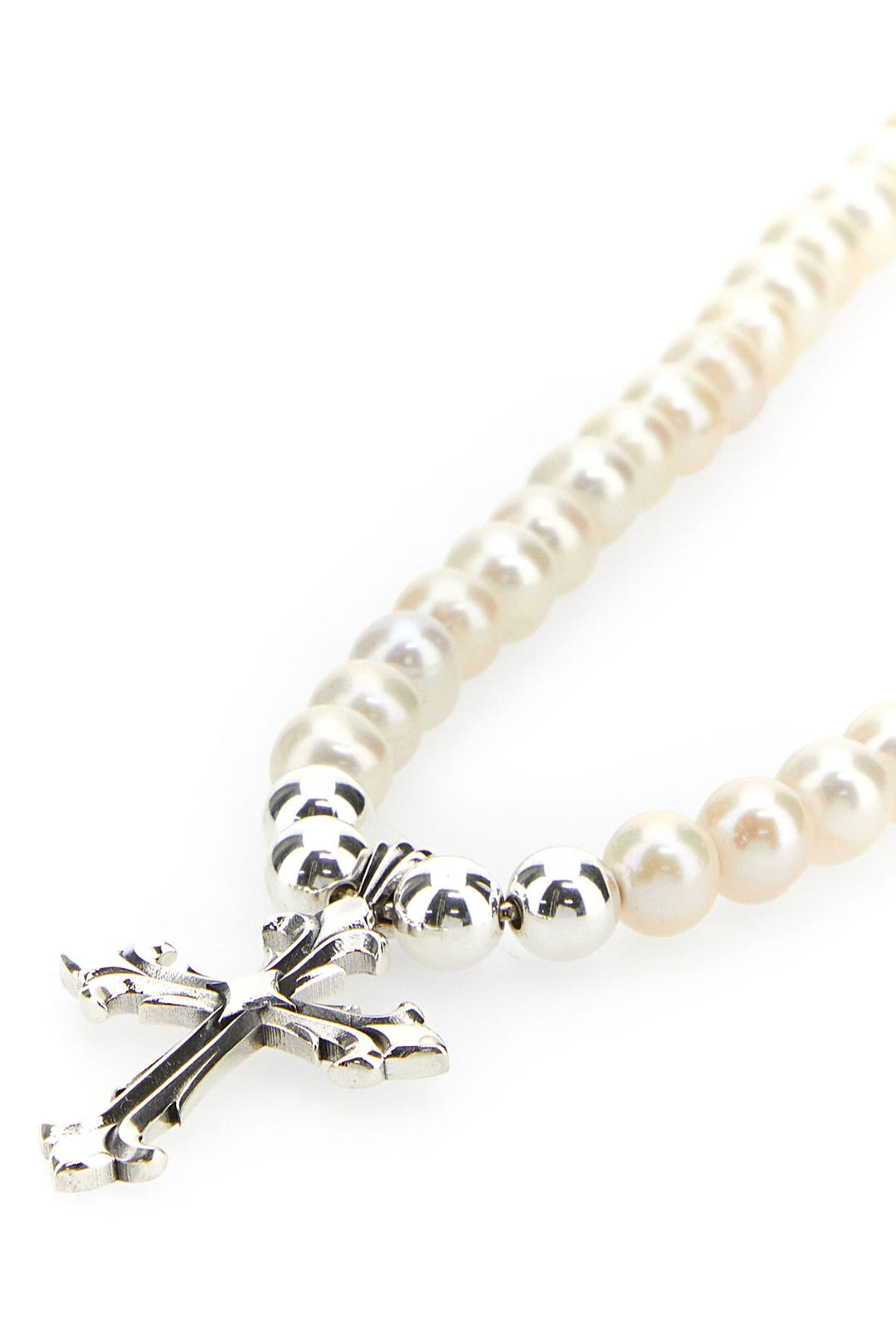 White pearls necklace