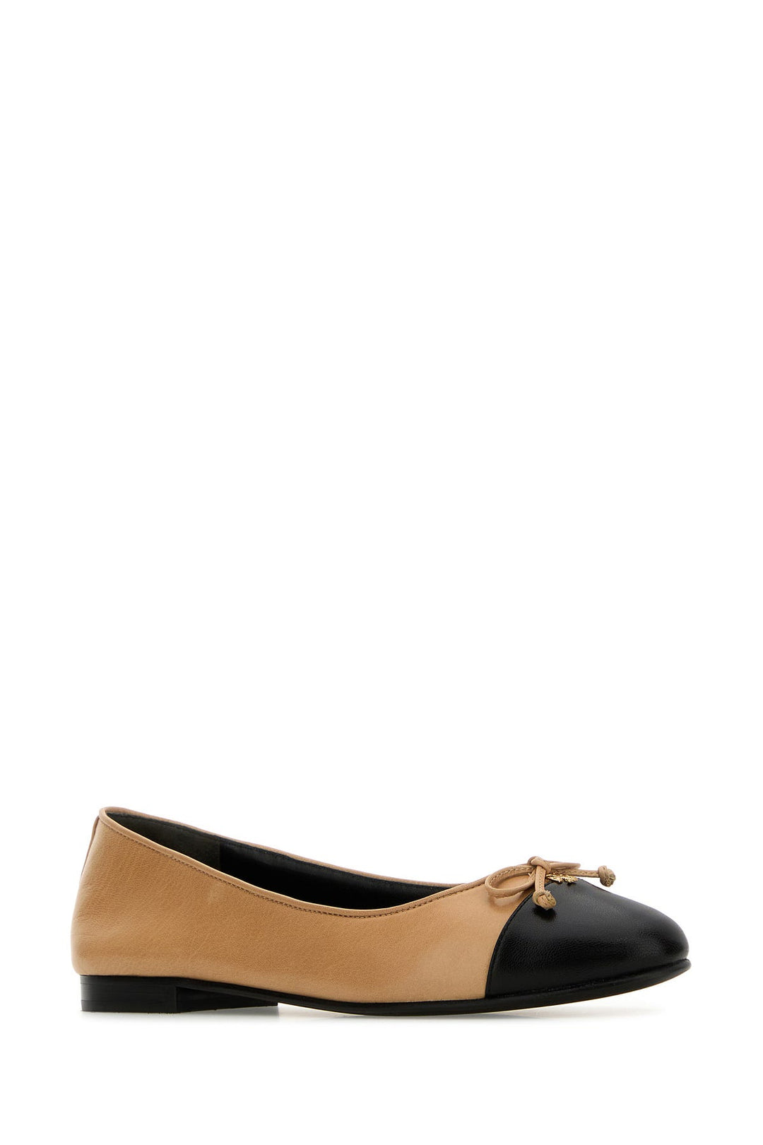 Beige nappa leather ballerinas