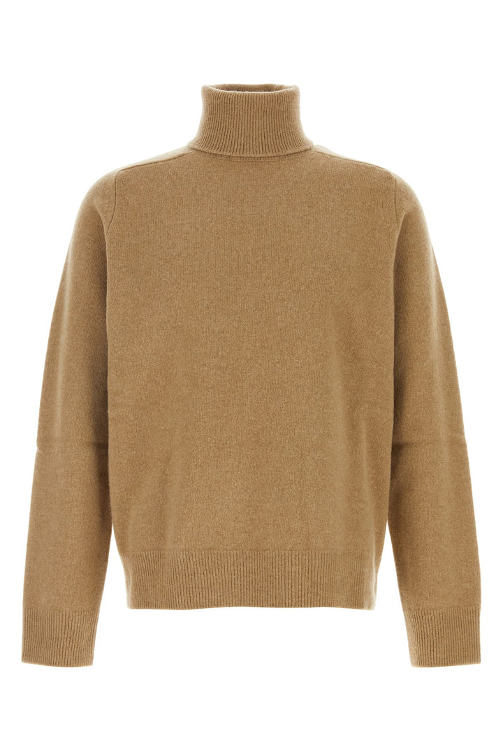 Camel wool sweater