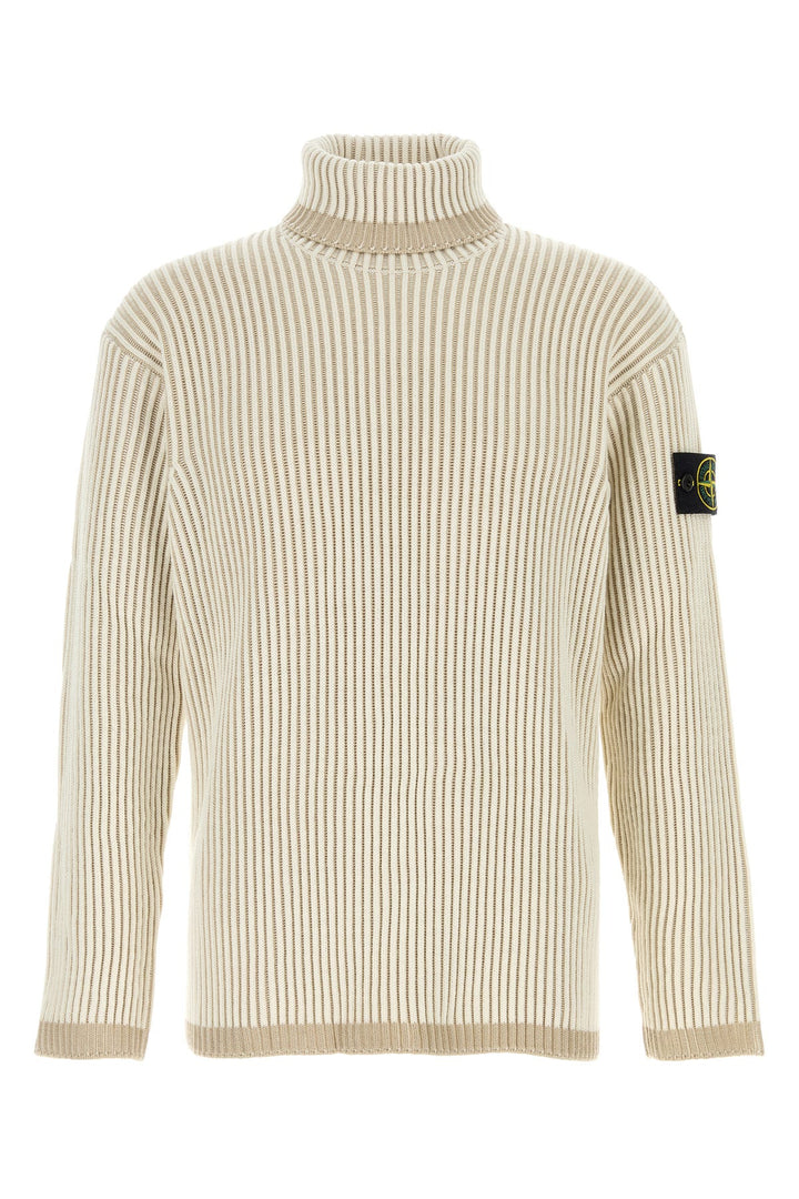 Two-tone wool sweater