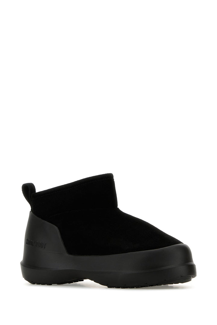 Black suede Luna Low ankle boots