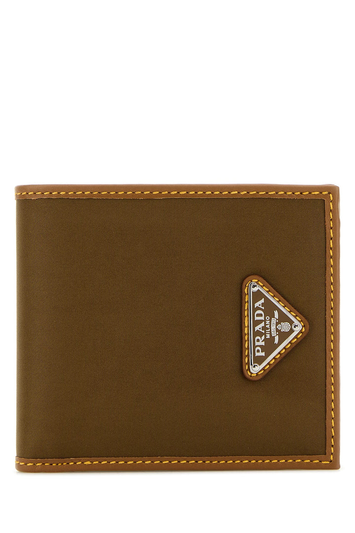 Two-tone fabric and leather wallet