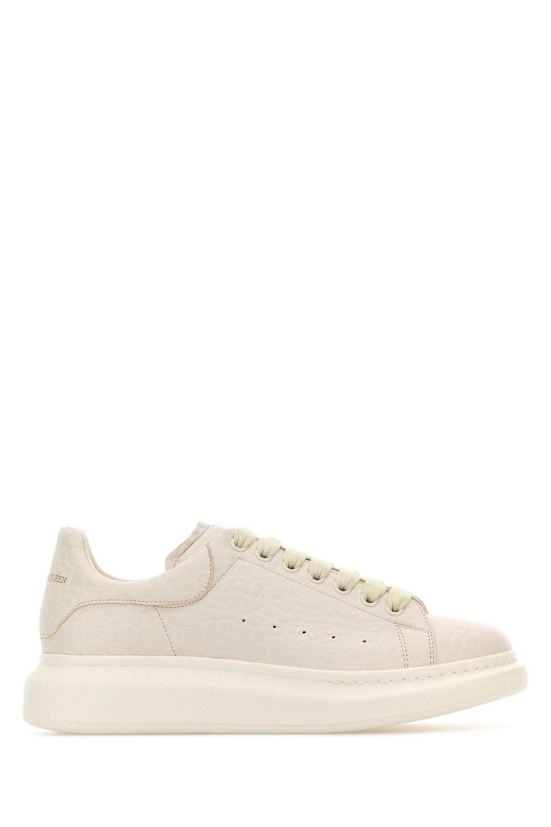 White leather sneakers with white leather heel