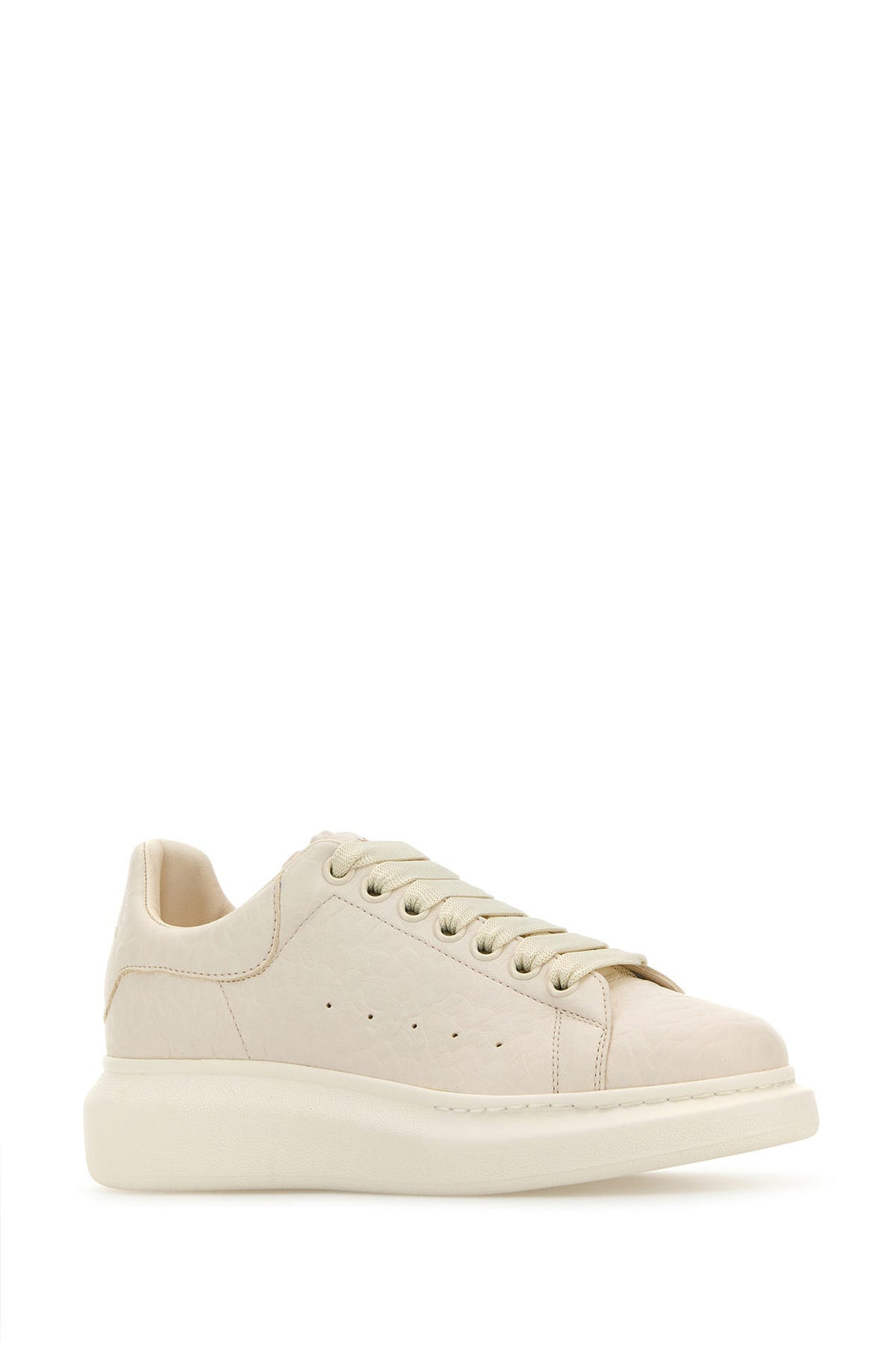 White leather sneakers with white leather heel