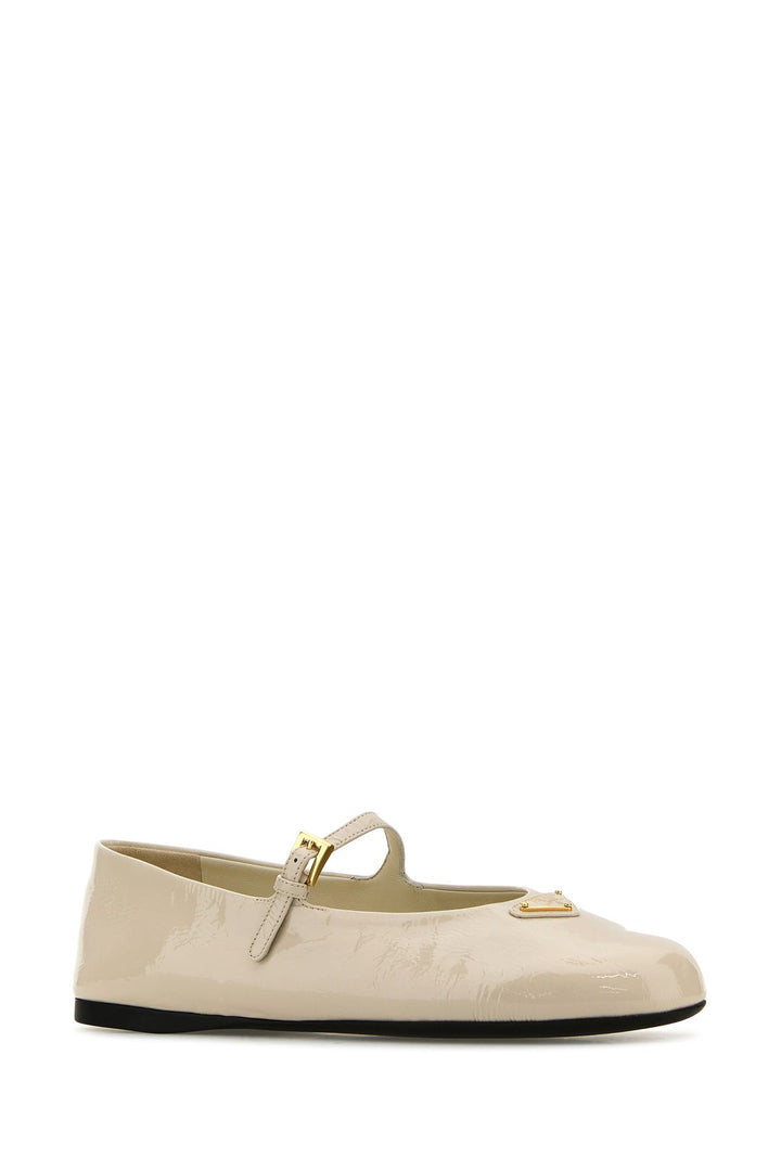 Ivory leather ballerinas