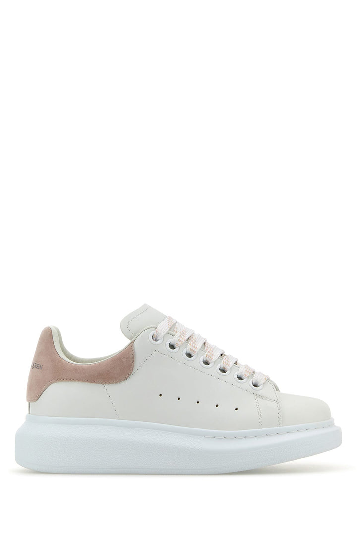 White leather sneakers with powder pink suede heel