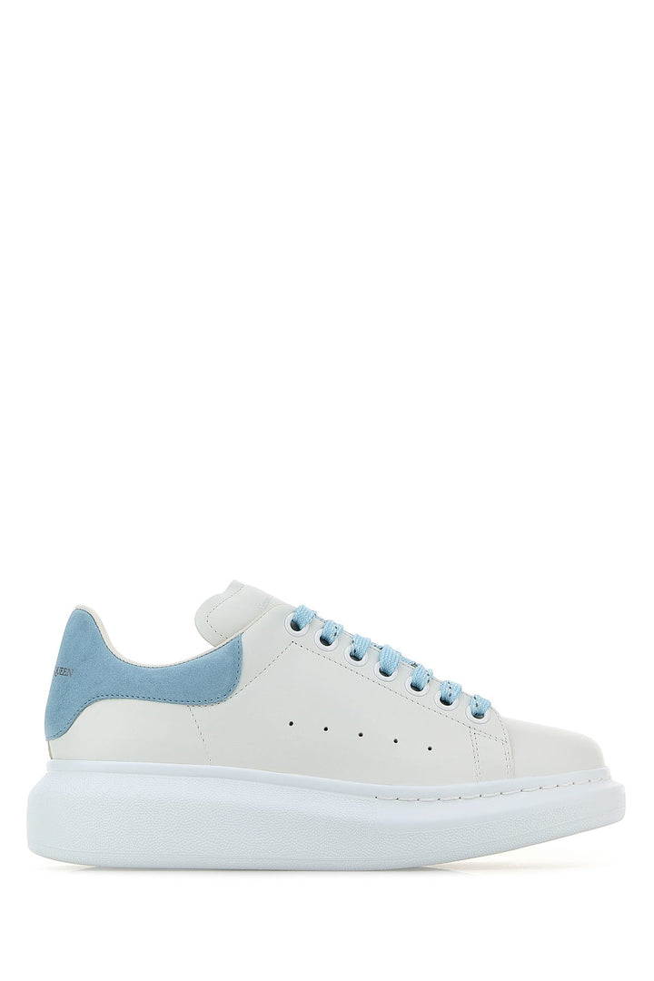 White leather sneakers with pastel light blue suede heel