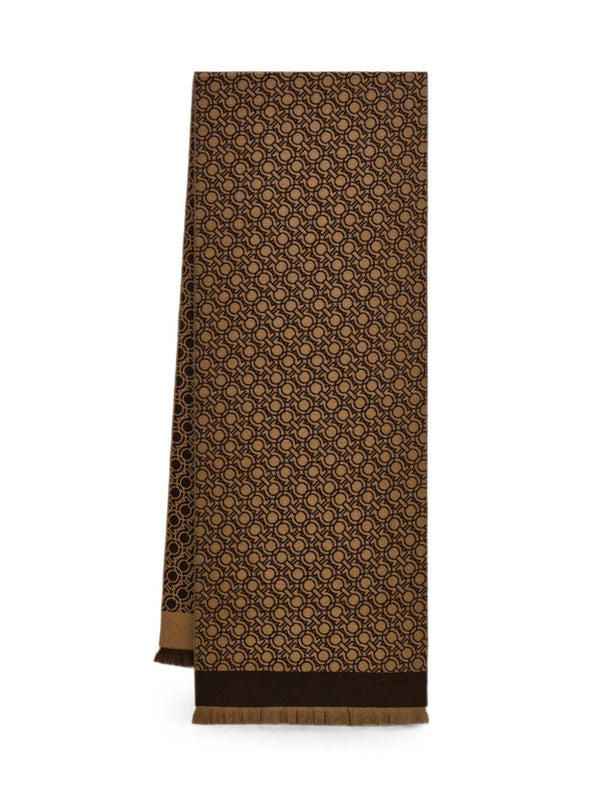 Scarfs Brown